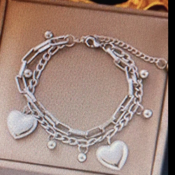 Antian accessories™ Jewelry - Antian accessories™ Silver-Tone Heart Charm Bracelet